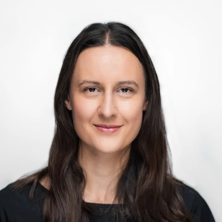 Mgr. Veronika Čiefová Foto